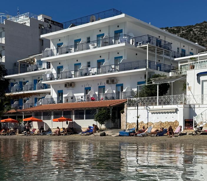 Hotel Aris
